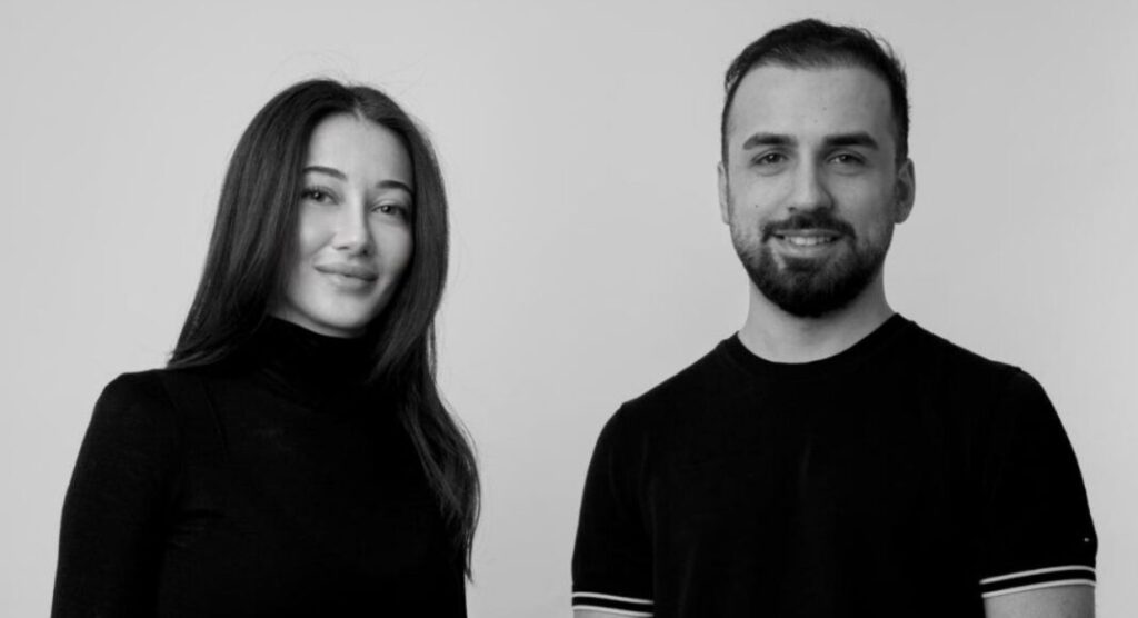 Türk Girişimcilerin Geliştirdiği Oyun Pixel Flow, Akın Babayiğit ve e2vc’den Yatırım Aldı